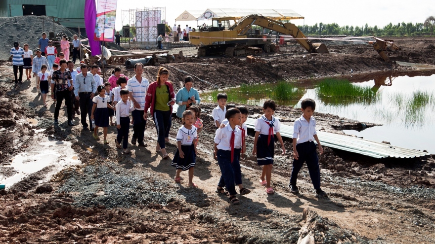 700 học sinh nghèo, học sinh người dân tộc sẽ có trường học mới