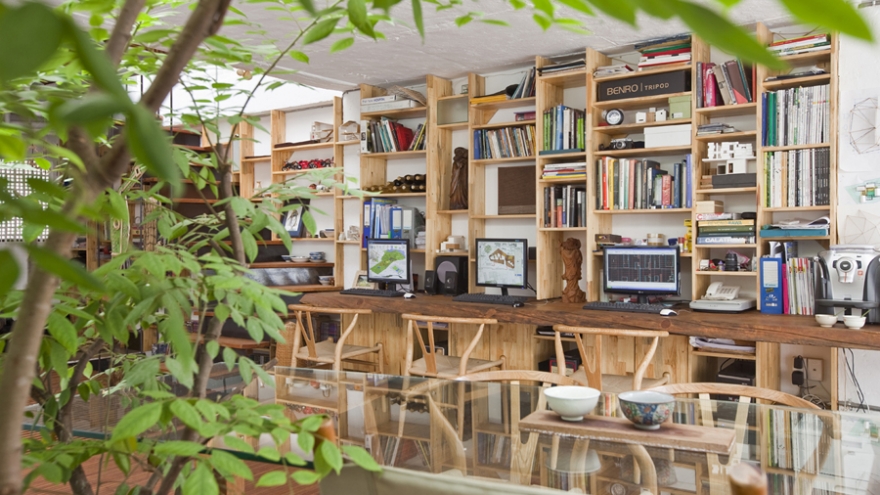 Ngôi nhà kiêm văn phòng kiến trúc ngập tràn nắng gió