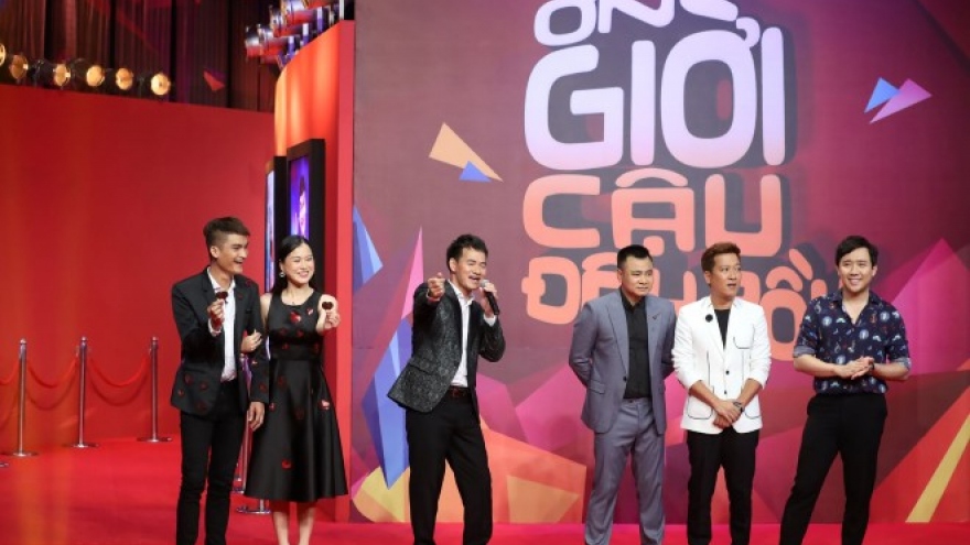 Mạc Văn Khoa bị “dập tơi tả” vì lỡ miệng khen Lâm Vỹ Dạ xinh đẹp