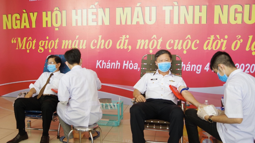 Cán bộ, chiến sĩ Học viện Hải quân hiến tặng gần 700 đơn vị máu