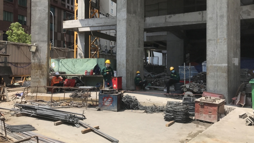 Thủ tục làm dự án nhà ở thương mại tại TP.HCM: Bình mới, rượu cũ?