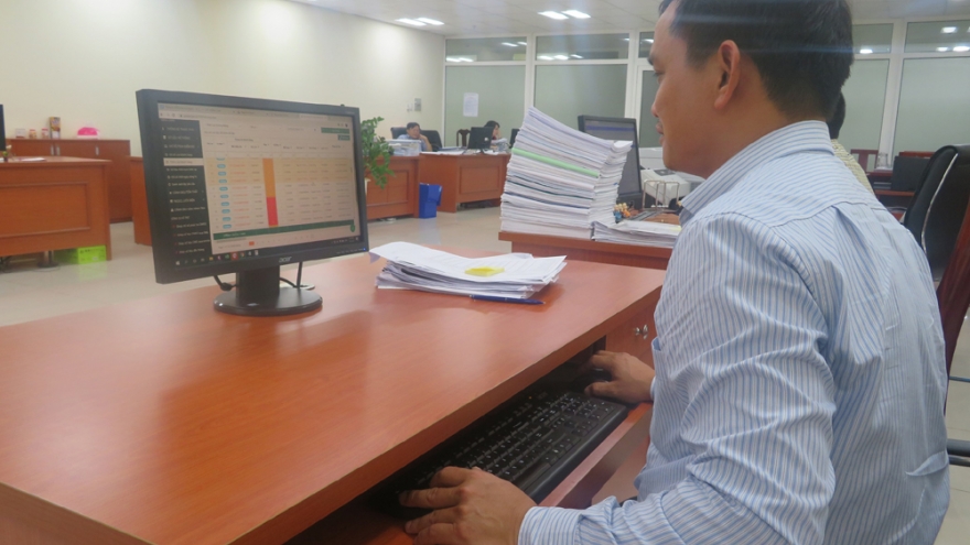 Tiền điện tăng đột biến: Trách nhiệm vẫn ở... người theo dõi chỉ số