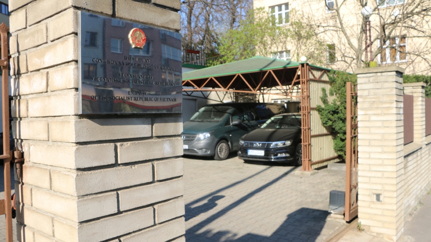 Người nước ngoài tại Séc hết hạn thị thực xuất cảnh chậm nhất ngày 16/7