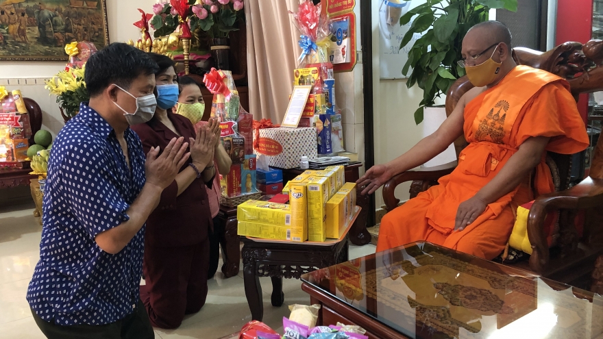 Hơn 50.400 đồng bào Khmer đón tết cổ truyền Chol Chnam Thmay tại nhà