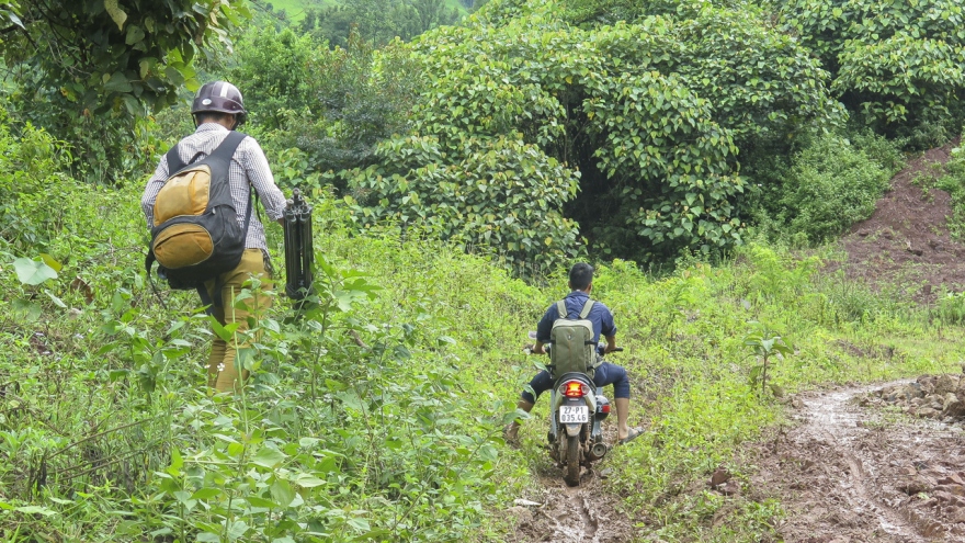 Phóng viên vùng cao: Khi bản lĩnh song hành cùng trách nhiệm