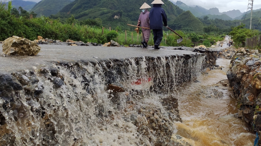 Lai Châu tập trung khắc phục sạt lở đảm bảo giao thông