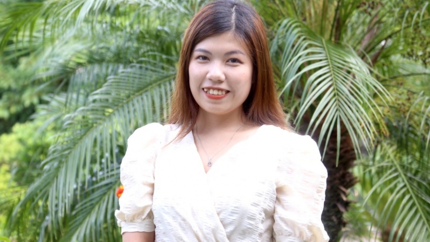 Nữ thủ khoa đạt 4.0/4.0 ĐH Ngoại thương: “Tuổi trẻ không nên quá an toàn”