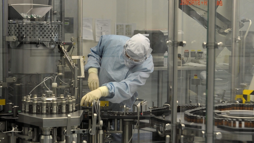 Hungary xây dựng nhà máy sản xuất vacxin trong bối cảnh dịch bệnh