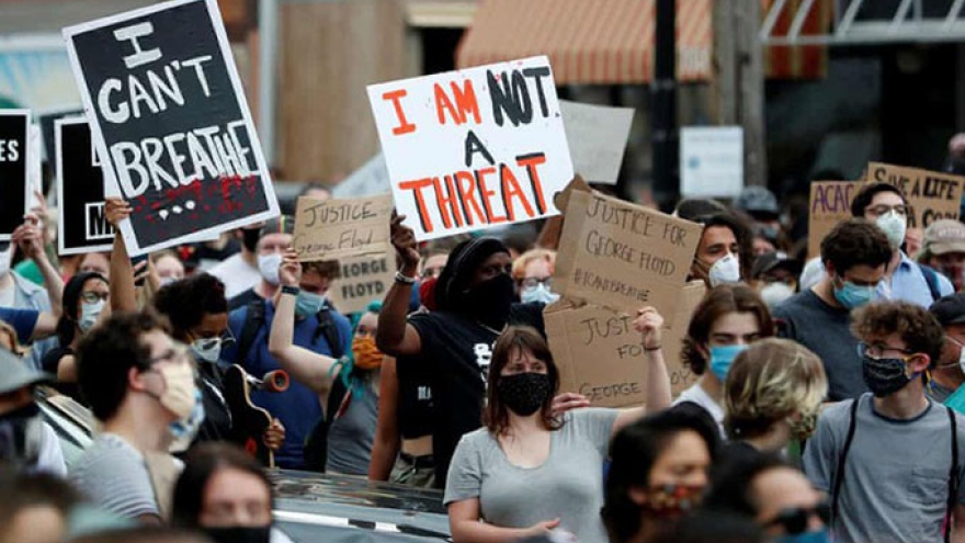 Hàng trăm người bị bắt giữ trong các cuộc biểu tình lan rộng tại nước Mỹ