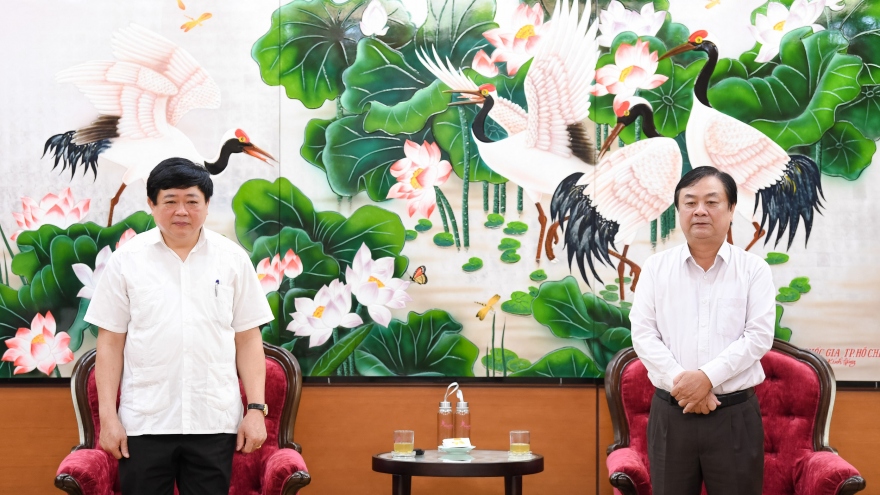 Ảnh: Đài Tiếng nói Việt Nam làm việc với Tỉnh uỷ Đồng Tháp