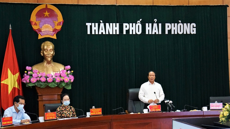 Hải Phòng hỗ trợ 10 tỷ đồng, chia lửa với Đà Nẵng, Quảng Nam