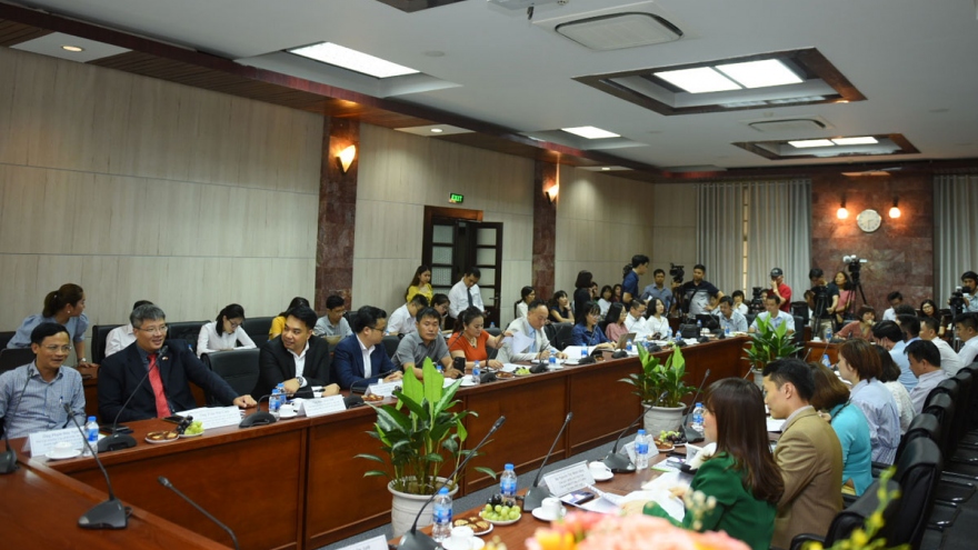 “Chuyển giao công nghệ, xúc tiến đầu tư và kết nối thị trường quốc tế”