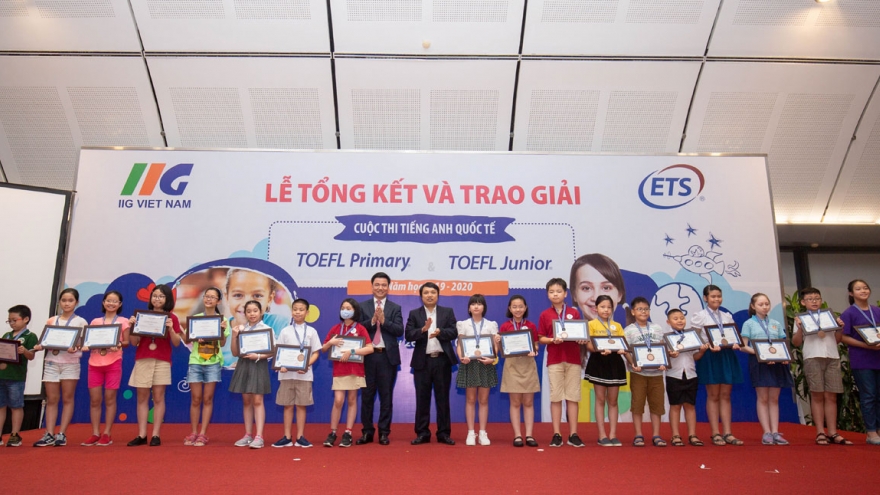 3 thí sinh giành ngôi vị Quán quân quốc gia Cuộc thi tiếng Anh TOEFL