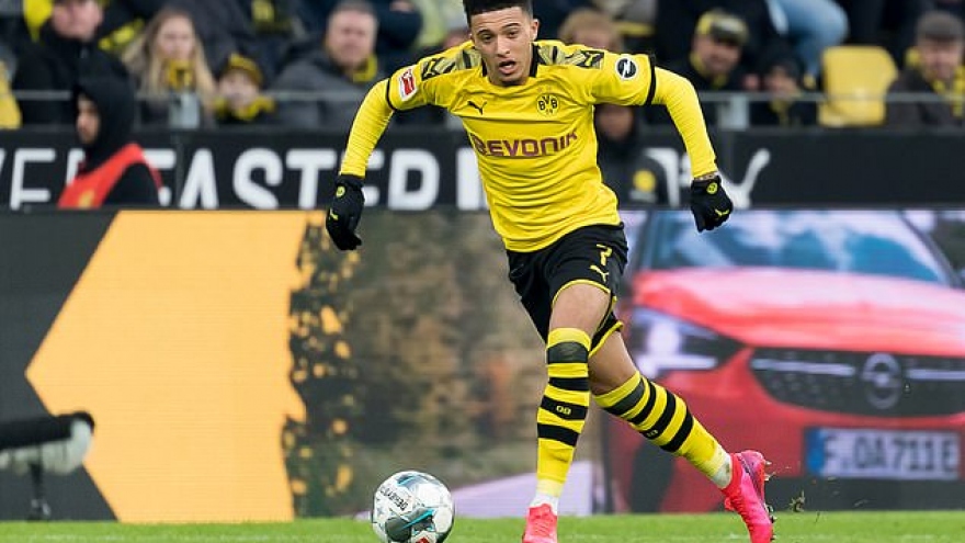 Jadon Sancho phũ phàng Chelsea: MU làm gì để “nẫng tay trên” của Real?