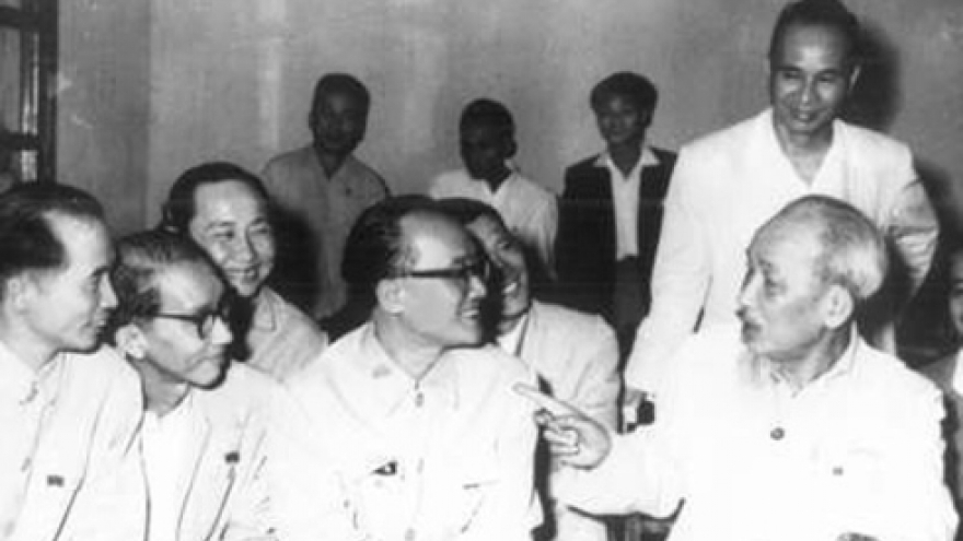 Học Bác để trở thành “thợ khéo” khi dùng cán bộ
