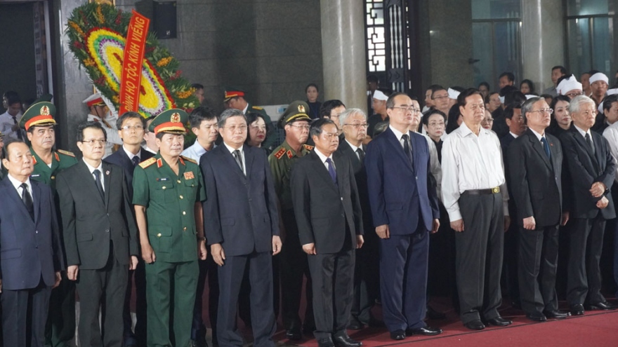 Lãnh đạo Đảng, Nhà nước viếng nguyên Bí thư Trung ương Đảng Trần Quốc Hương