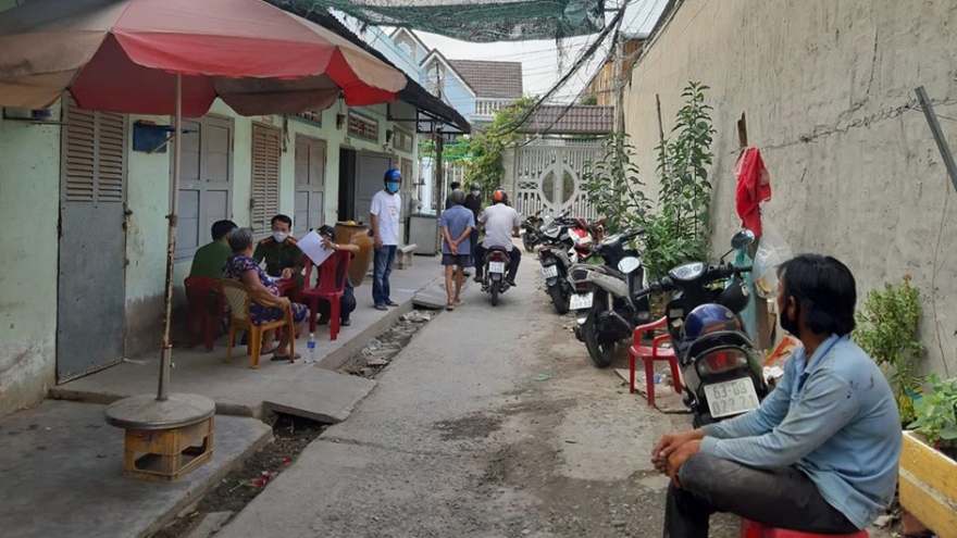 Đâm chết người vì bạn gái bị tát trên chiếu bạc