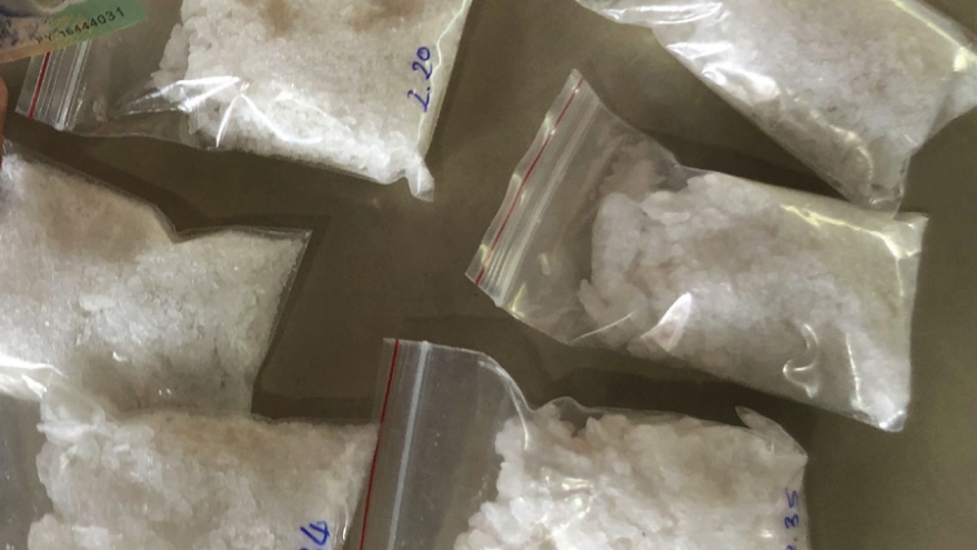 Vận chuyển ma túy về Cà Mau tiêu thụ thì bị bắt