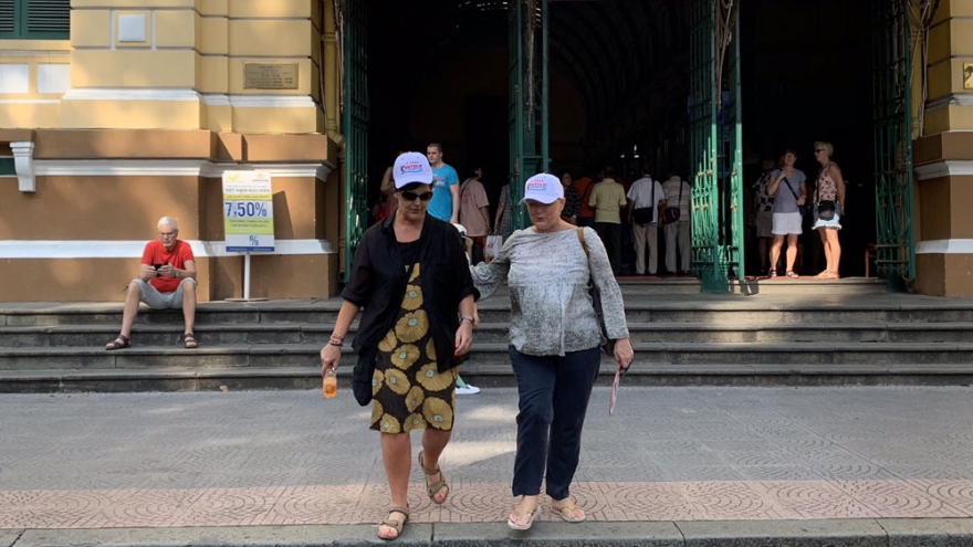 Tạm dừng đóng quỹ hưu trí và tử tuất, doanh nghiệp bớt khó khăn