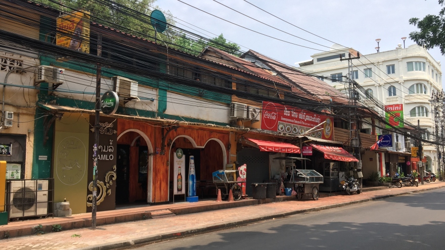 Tết Bunpimay ở Lào khác lạ trong mùa dịch Covid-19