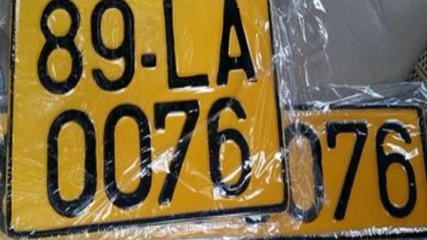 Những loại xe ô tô phải chuyển sang biển màu vàng từ 1/8