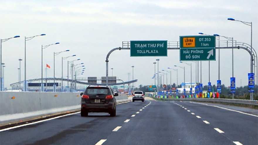 Giảm phí bảo trì đường bộ đến hết năm 2020