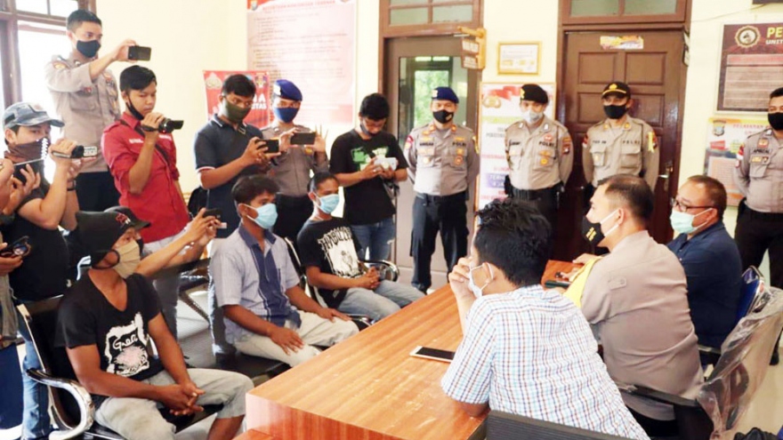 Thuyền viên Indonesia tố bị tàu cá Trung Quốc ngược đãi