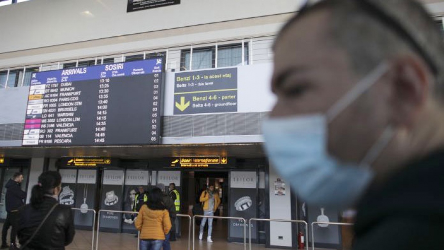 Romania nâng yêu cầu kiểm dịch cho du khách từ 17 quốc gia châu Âu