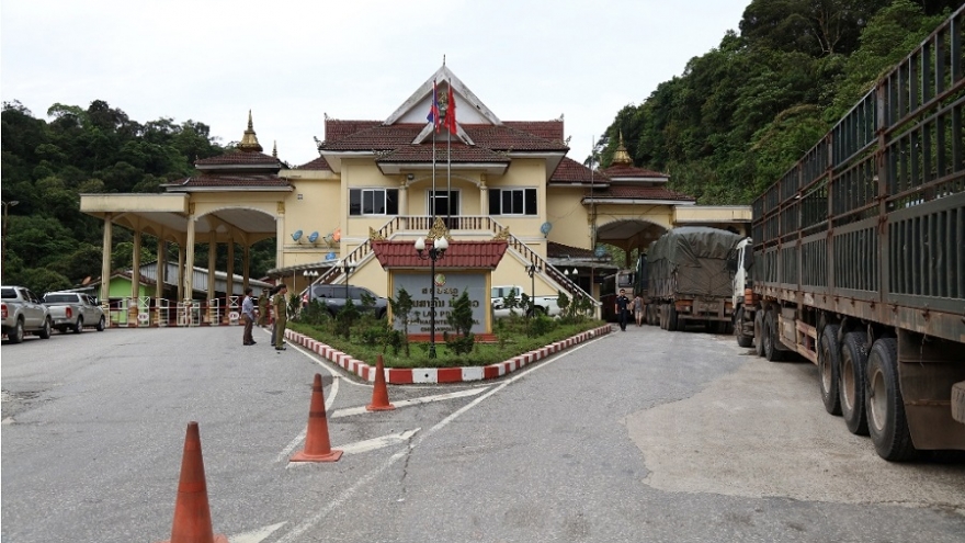 Xuất khẩu của Lào giảm mạnh do dịch bệnh Covid-19