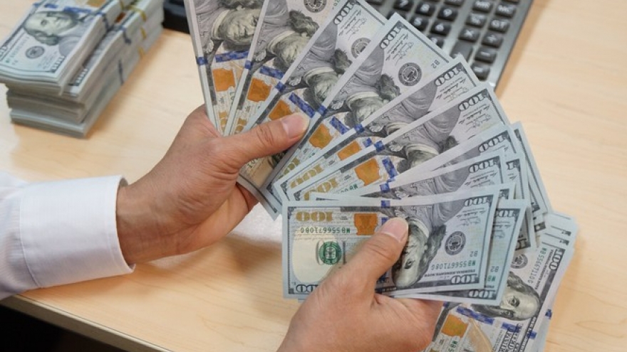 Tỷ giá hôm nay: Giá USD tiếp tục đà giảm