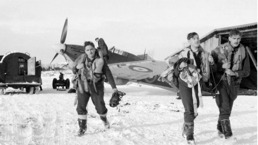 Không quân Anh đã chiến đấu cùng Liên Xô trong Thế chiến 2 ra sao?