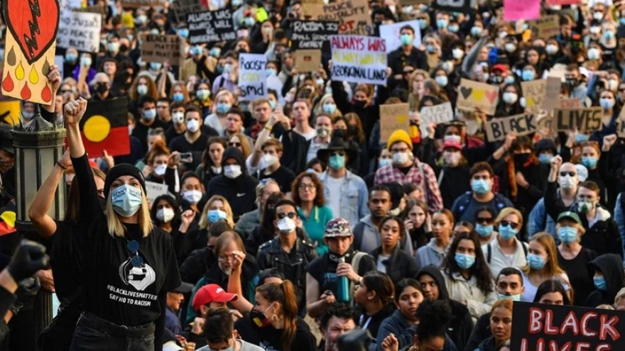 Biểu tình có thể khiến Australia phải hoãn nới lỏng hạn chế Covid-19