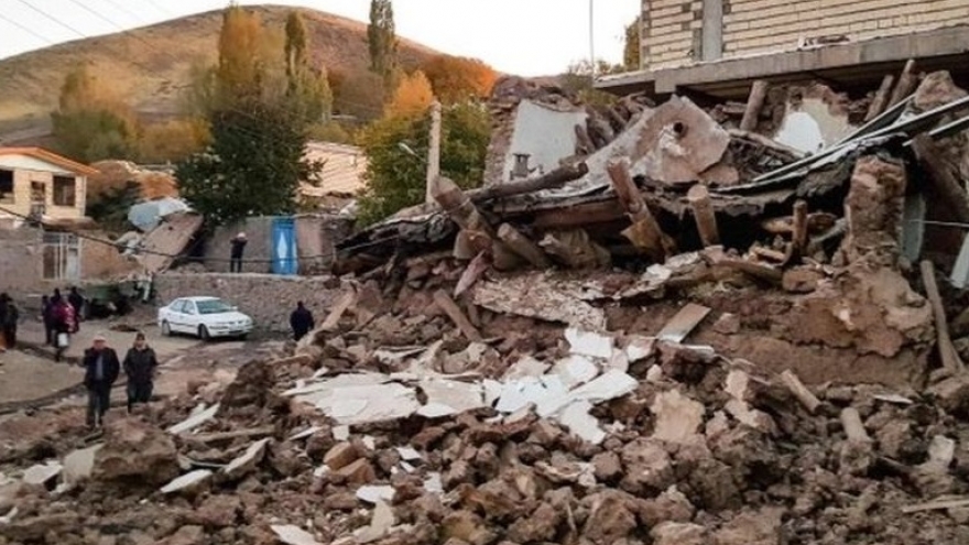 Động đất 5,7 độ rung chuyển một khu vực lớn của Iran