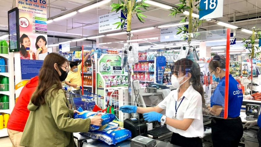 Hệ thống bán lẻ tăng điểm mở bán, tăng giờ mở cửa phục vụ người dân