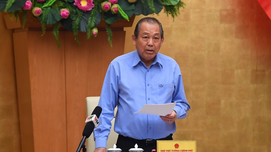 Người dân vẫn phải đi lại nhiều lần làm dịch vụ công