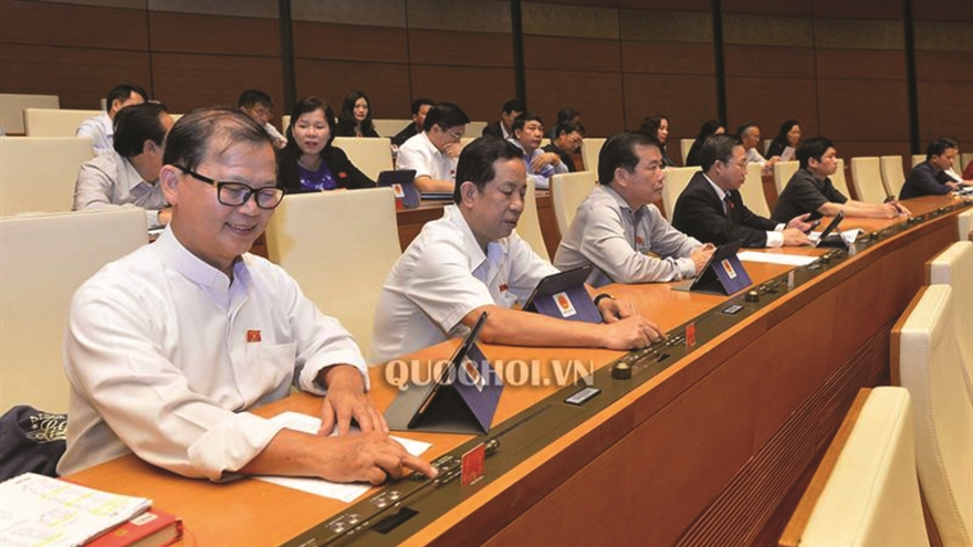 Hà Nội được tự quyết thu phí và sử dụng nguồn phí thu được