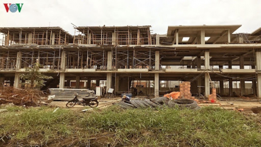 “Tấm áo” Luật Đất đai liệu có...quá chật với thực tiễn