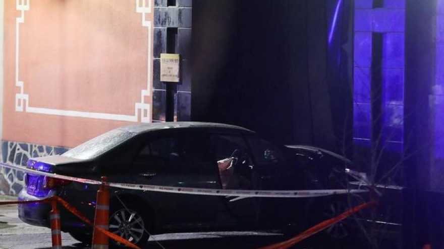 Một người đàn ông lái ôtô đâm vào Đại sứ quán Trung Quốc tại Argentina