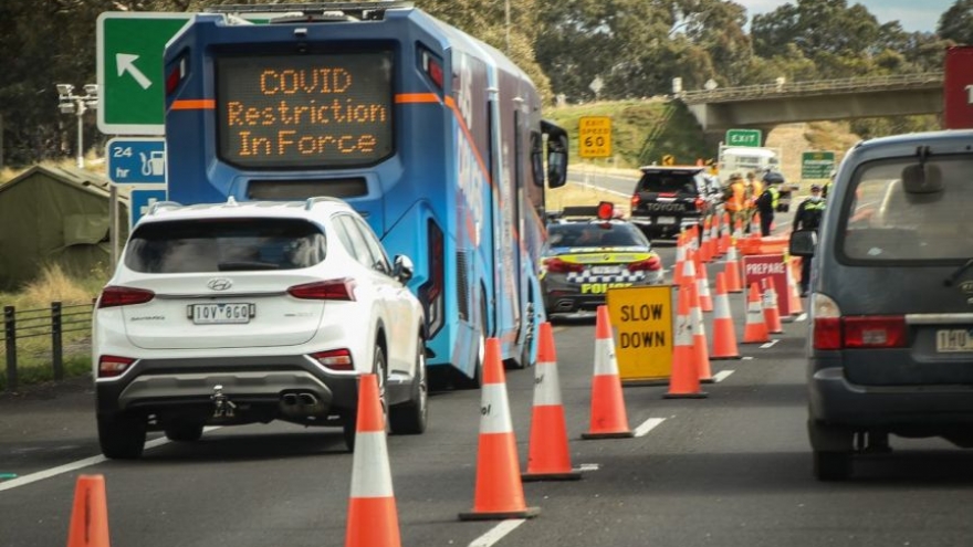 Dịch Covid-19 giảm, Australia đàm phán sản xuất vaccine trong nước