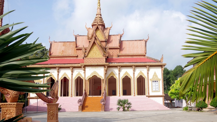 Đồng bào Khmer Nam bộ đón tết Chôl chnăm thmây ý nghĩa, rút gọn