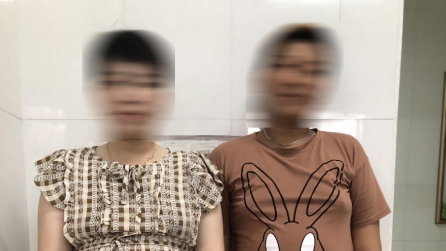 Phát hiện 2 phụ nữ mang thai định xuất cảnh trái phép
