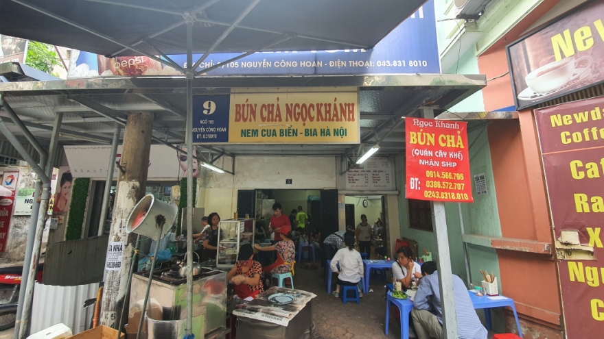 Nguy cơ tiềm ẩn từ ăn uống trong mùa nắng nóng bạn nên biết