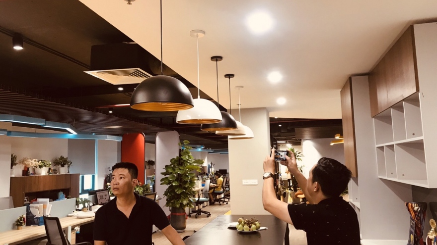 Nhiều cao ốc ở Hà Nội rung lắc mạnh do dư chấn động đất ở Sơn La