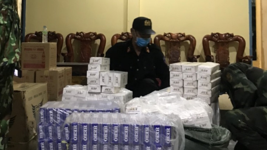 Bắt nhiều vụ buôn lậu thuốc lá qua biên giới tại Kiên Giang