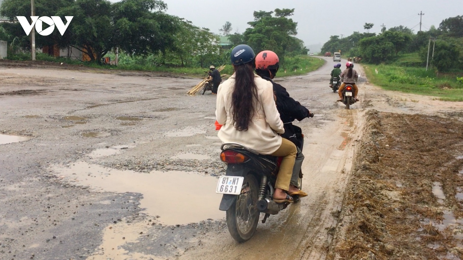 Quốc lộ 19 qua Gia Lai xuống cấp nghiêm trọng