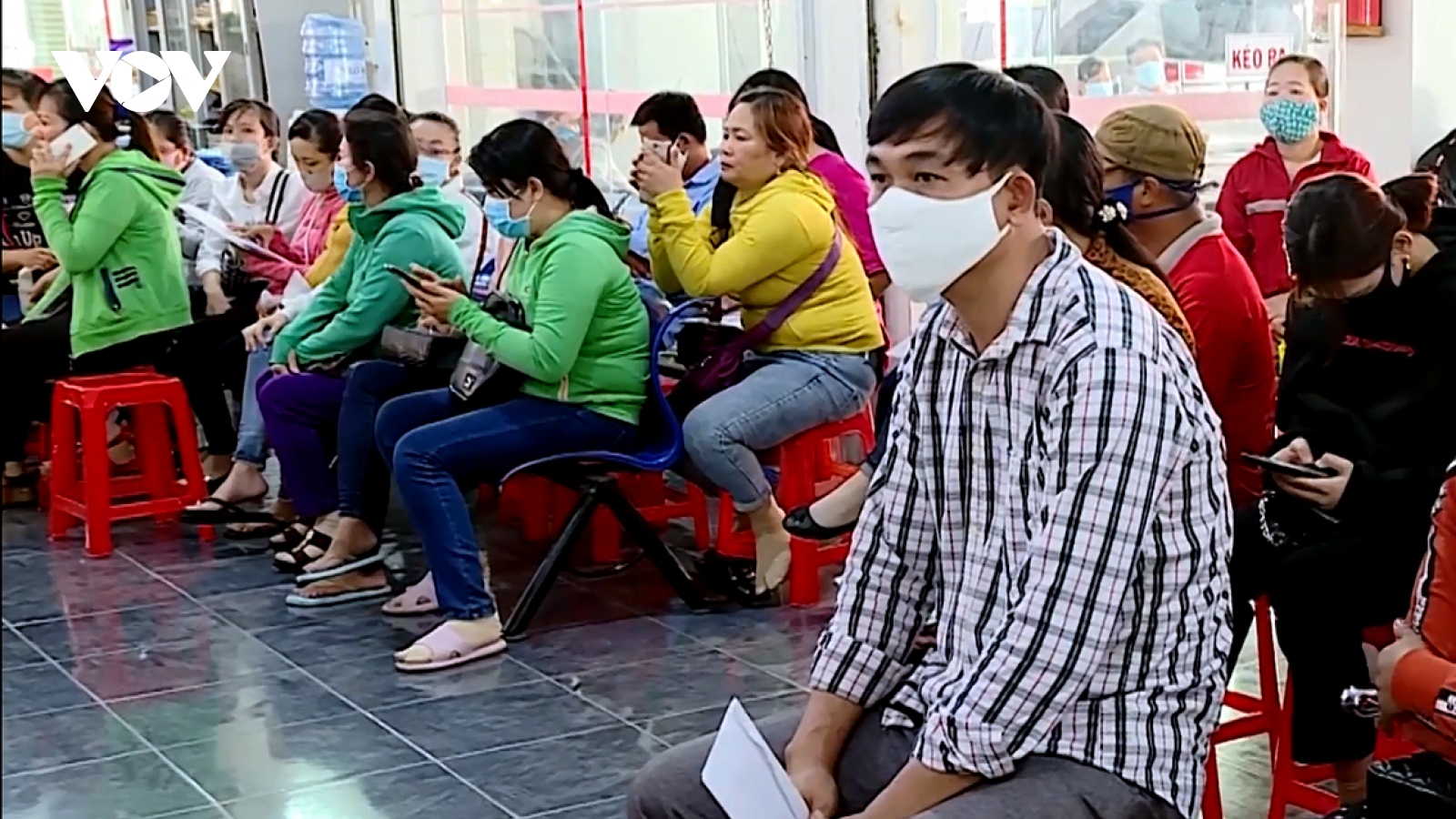 Trà Vinh cho công nhân bị mất việc bởi Covid-19 vay tiền phát triển kinh tế