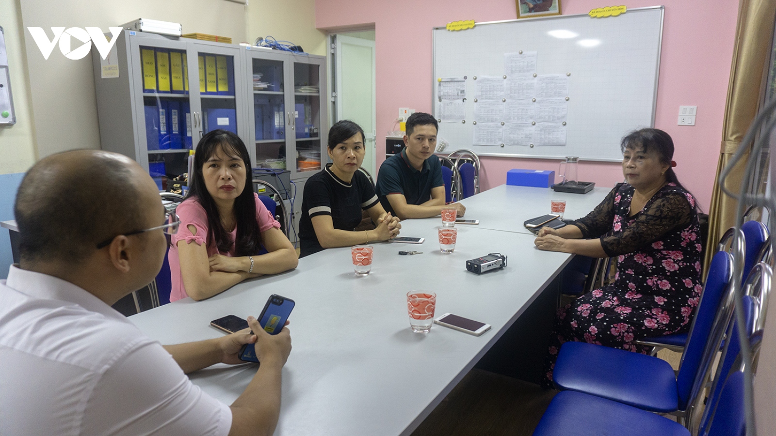 Làm rõ vụ bé gái 2 tuổi bị phụ huynh của bạn hành hung ở Lào Cai