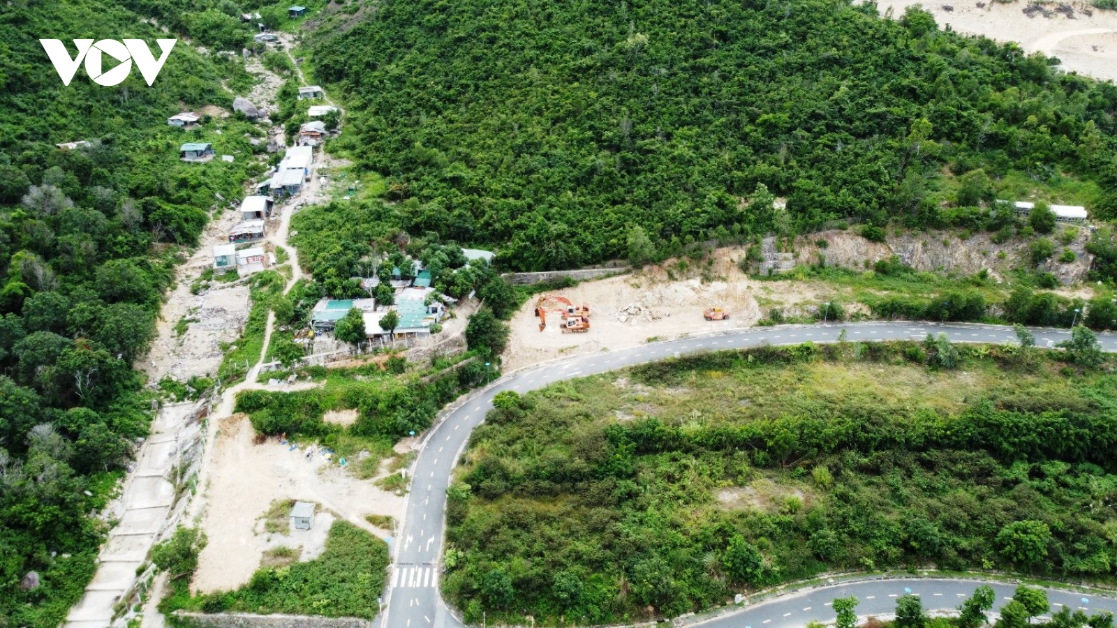 Người dân bức xúc vì bất ngờ bị chủ đầu tư Nha Trang Sea Park chặn lối đi