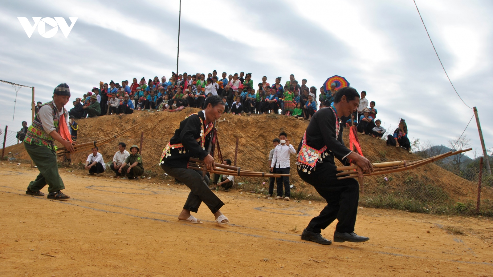 Xuân sớm trên vùng cao Pá Lông