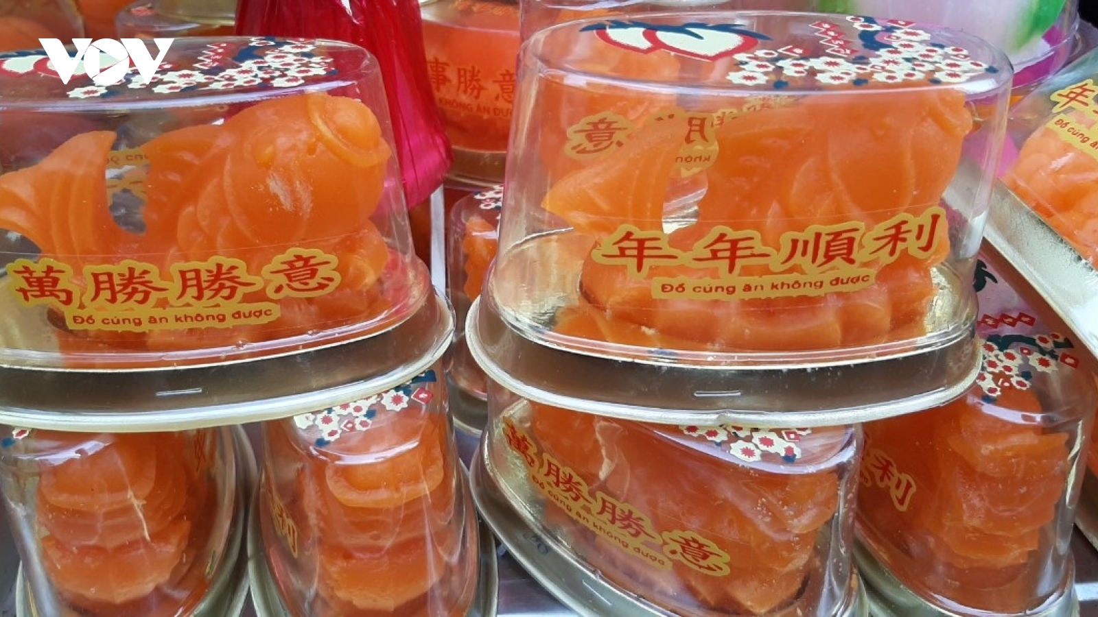 Chợ Tết ông Công, ông Táo: Xuất hiện nhiều bánh lạ